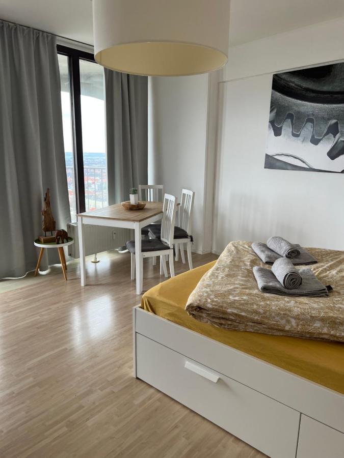 Cityapartment Im 33. Stock Augsburg Dış mekan fotoğraf
